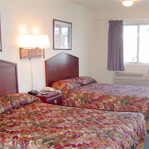 Relax Inn St. Robert חדר תמונה